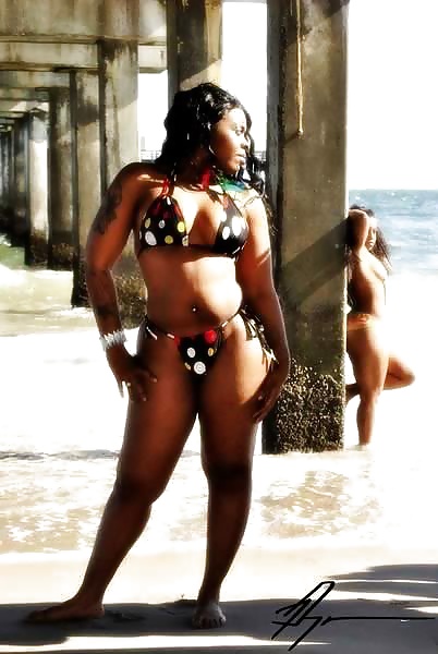 Mamás gruesas
 #40125890