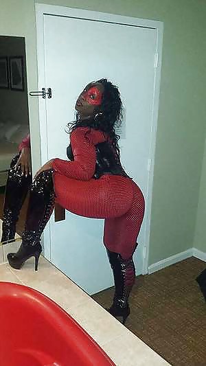 Mamás gruesas
 #40125993