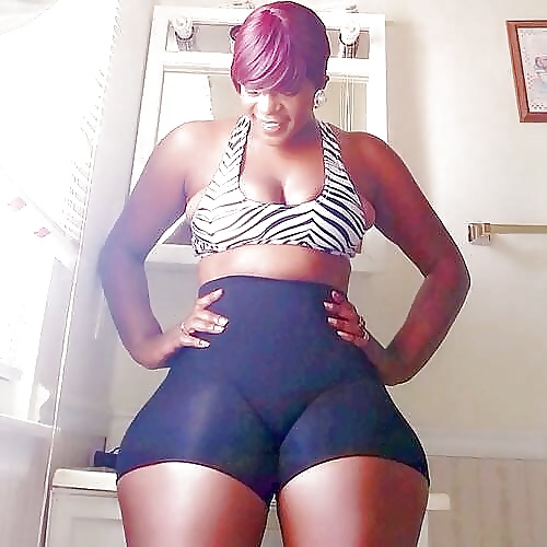 Mamás gruesas
 #40126038