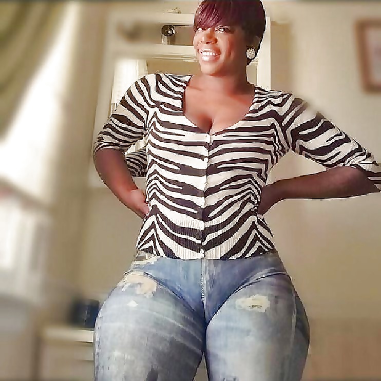 Mamás gruesas
 #40126056