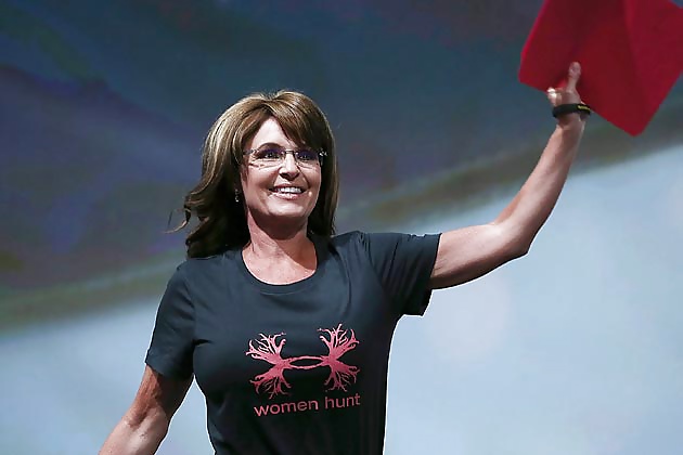 Non posso smettere di masturbarmi con la conservatrice Sarah Palin
 #24576893