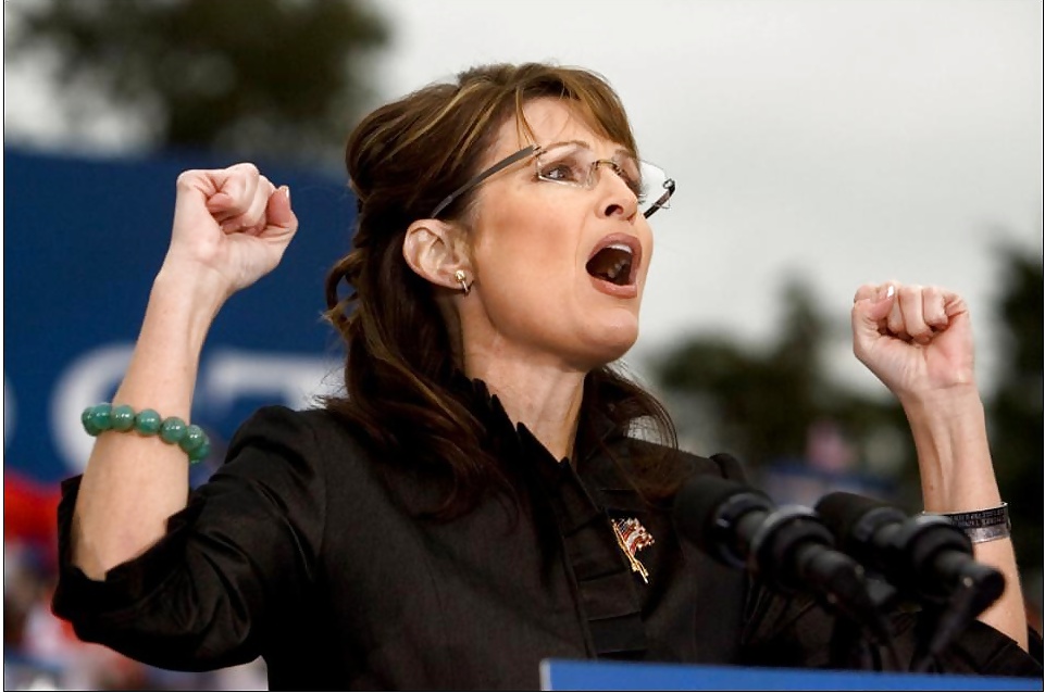 Non posso smettere di masturbarmi con la conservatrice Sarah Palin
 #24576999