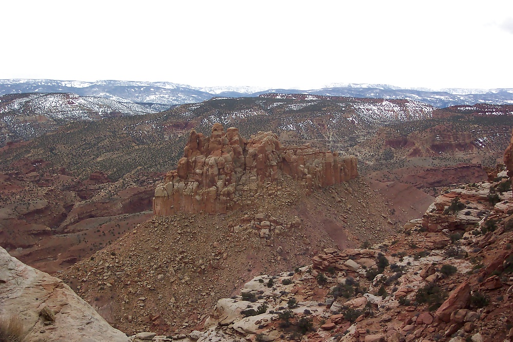 Southern Utah: Capitol Reef, Henry Mountains and the Valley #29640547