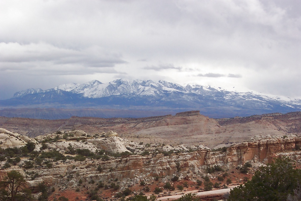 Utah meridionale: barriera corallina, montagne henry e la valle
 #29640557