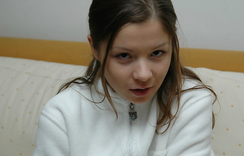 18歳以上のホットベイブ 
 #27308262