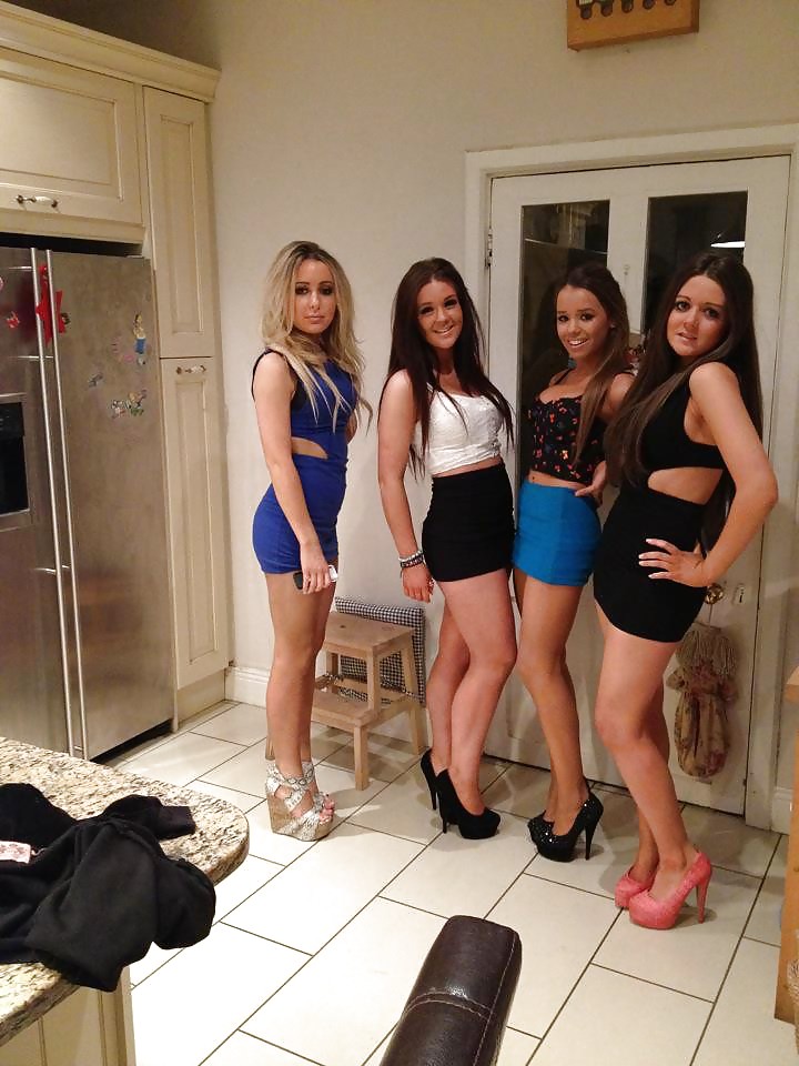 Teens dressing sexy for night out #33689979