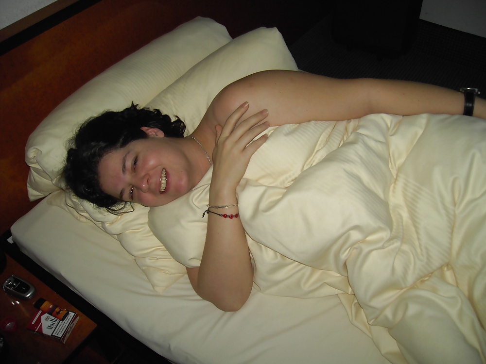 Ronde avec vergeture suce #27991820