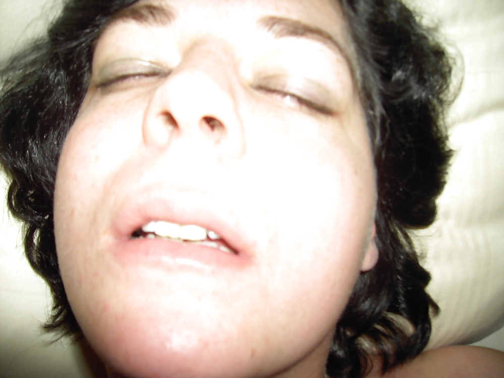 Ronde avec vergeture suce #27991838