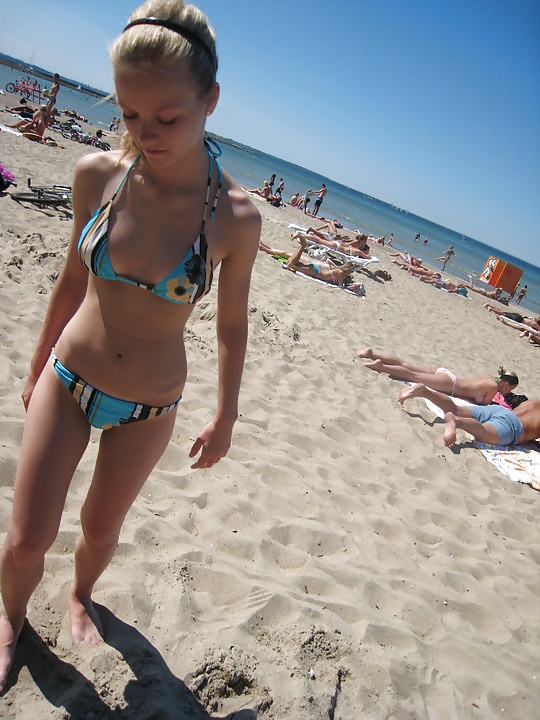 Teenager-Mädchen Spaß! #40183207