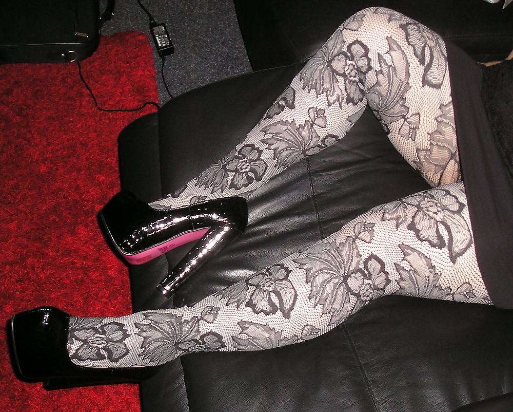 My girlfriend wearing flowery lacy tights pantyhose  #39264221