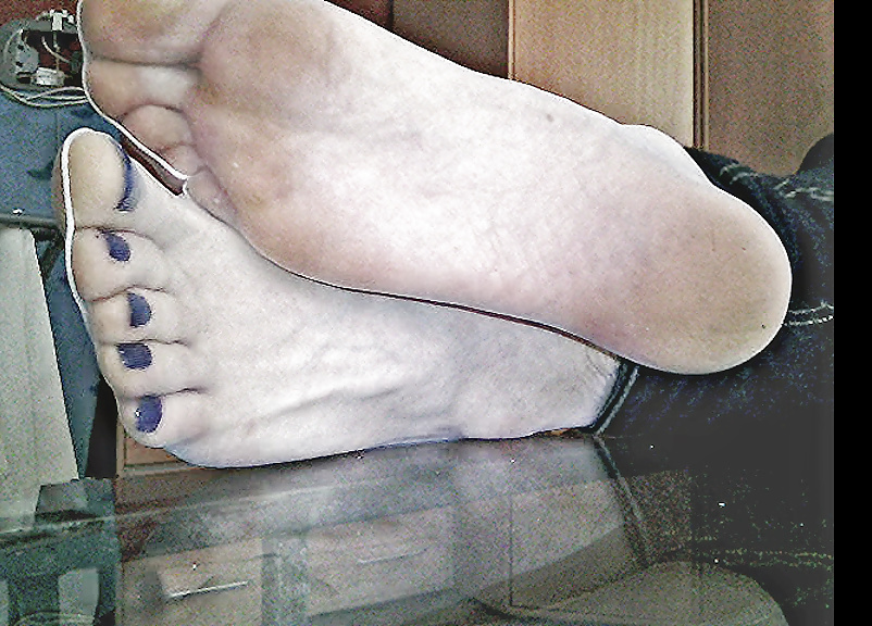 Blue toenails #34456191