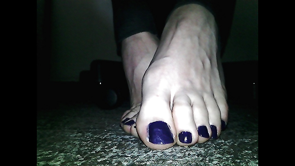 Blue toenails #34456229