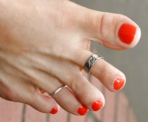 Toes 1 (by tm) #25814302