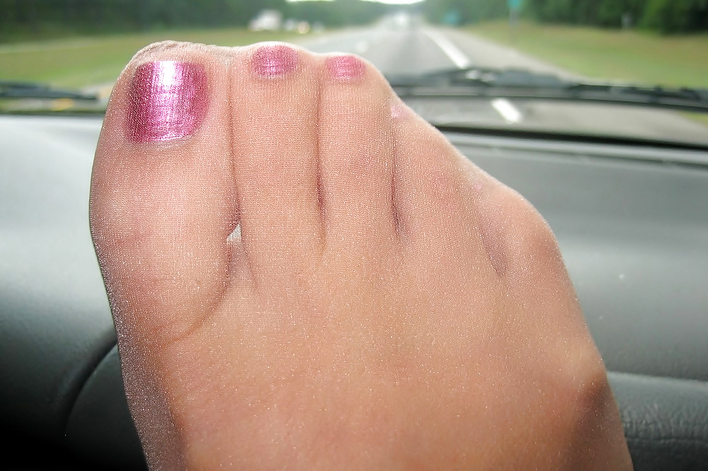 Toes 1 (by tm) #25814309