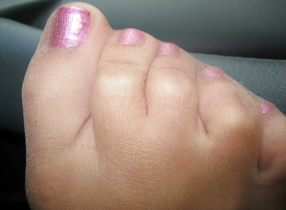 Toes 1 (by tm) #25814364
