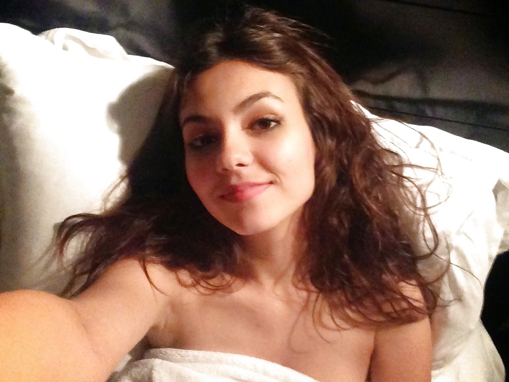 Victoria Justice #39728104