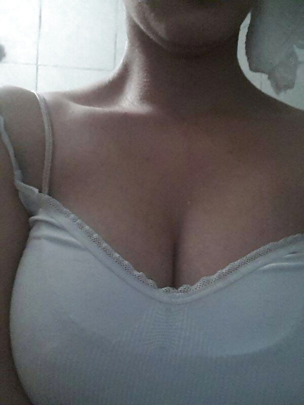 Dul kadinlar ve kizlar
 #28019645