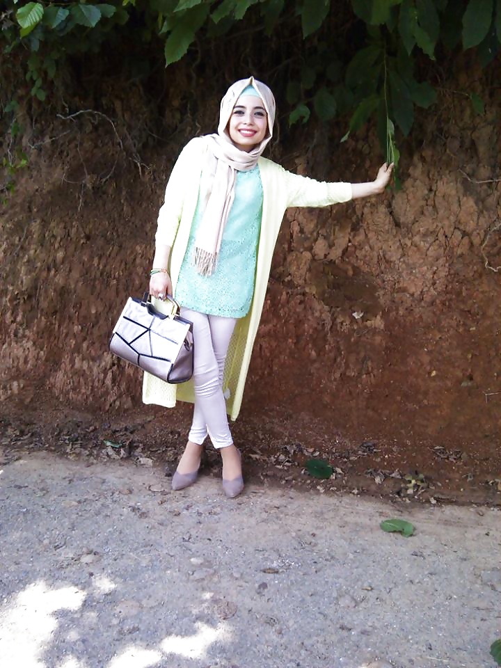 L'interface Turbanli Hijab Turque Assis Indien #31137823