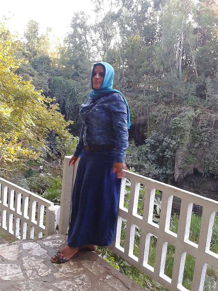 L'interface Turbanli Hijab Turque Assis Indien #31138016