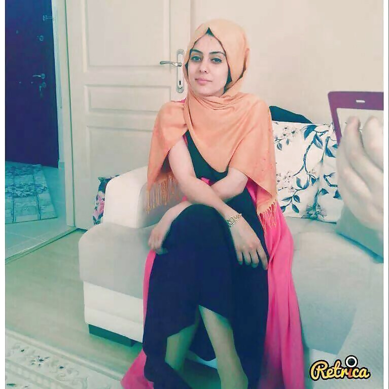 Die Schnittstelle Turbanli Türkisch Hijab Indische Sitzen #31138117