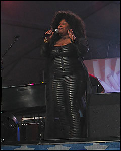 Chaka khan iii
 #35550044