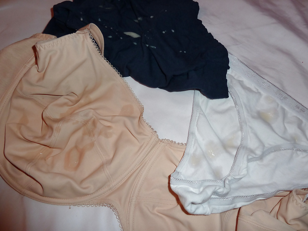 Corrida en la ropa interior de mi vecina embarazada - tetas enormes (36k)
 #28477354