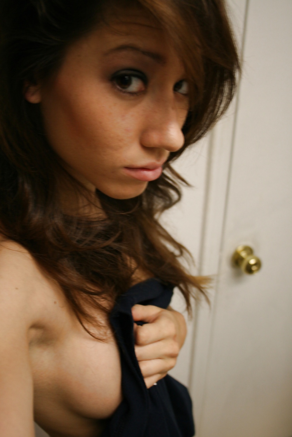 More of the hottie #26180513