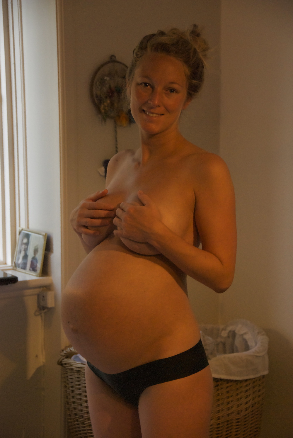 Pregnant amateur private colection...if you know her #28423853