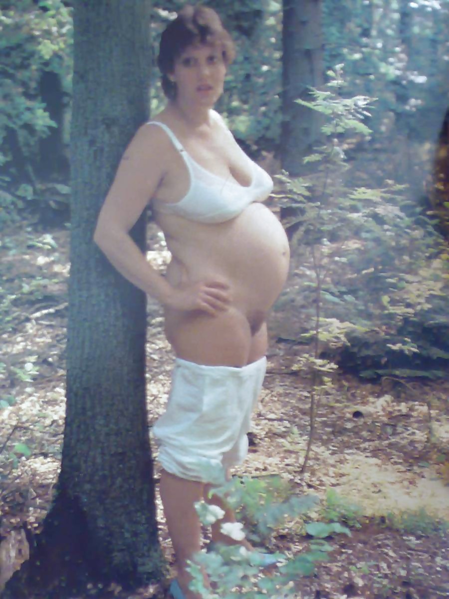 Pregnant amateur private colection...if you know her #28424159