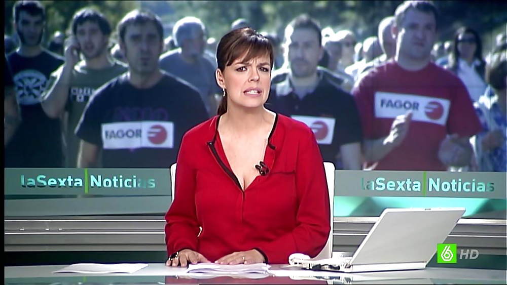 Spanische Frauen Newscasters Große Brüste #40127480