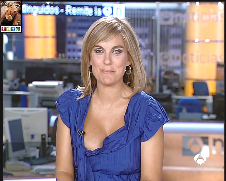Spanische Frauen Newscasters Große Brüste #40127498