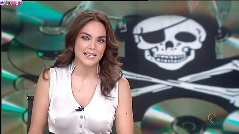 Spanische Frauen Newscasters Große Brüste #40127526