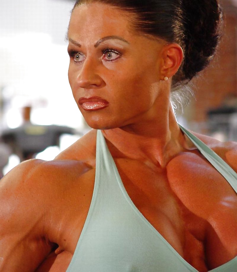 Muscle Queens #34173010