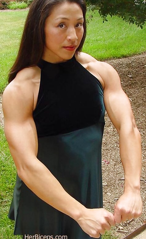 Muscle Queens #34173499