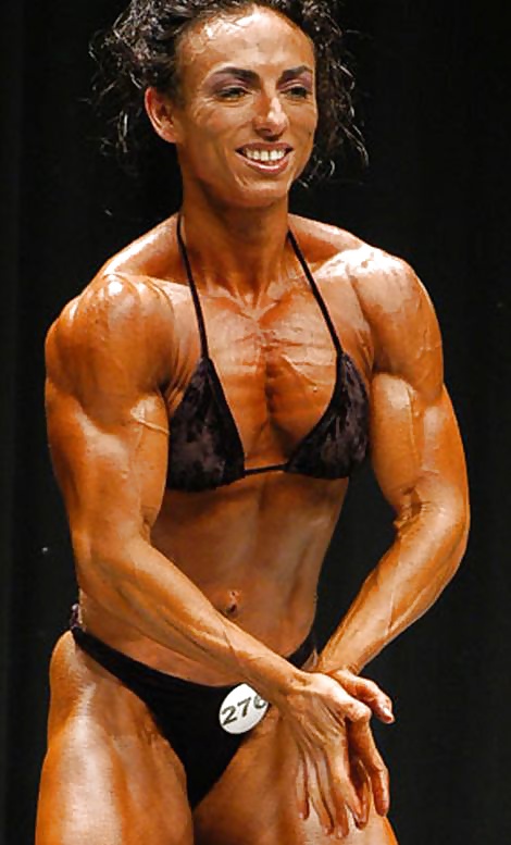 Muscle Queens #34174115