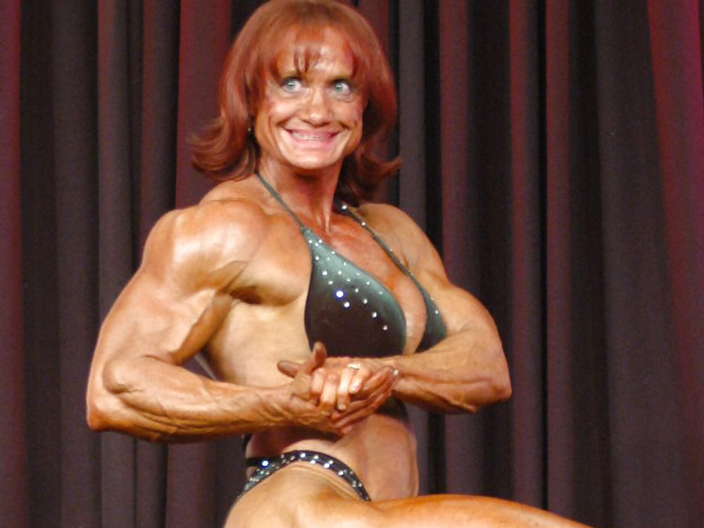 Muscle Queens #34174512