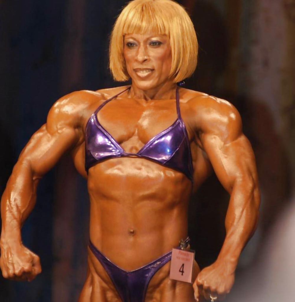 Muscle Queens #34174546