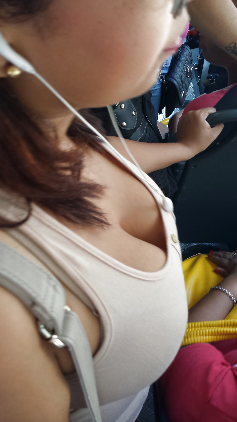 ビッグティッツ
 #29008795