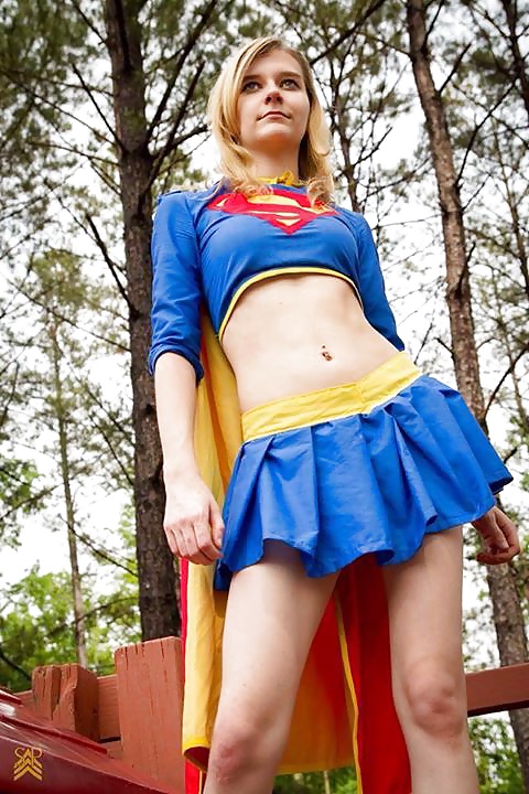 Supergirl potere ragazza cosplay
 #25602946