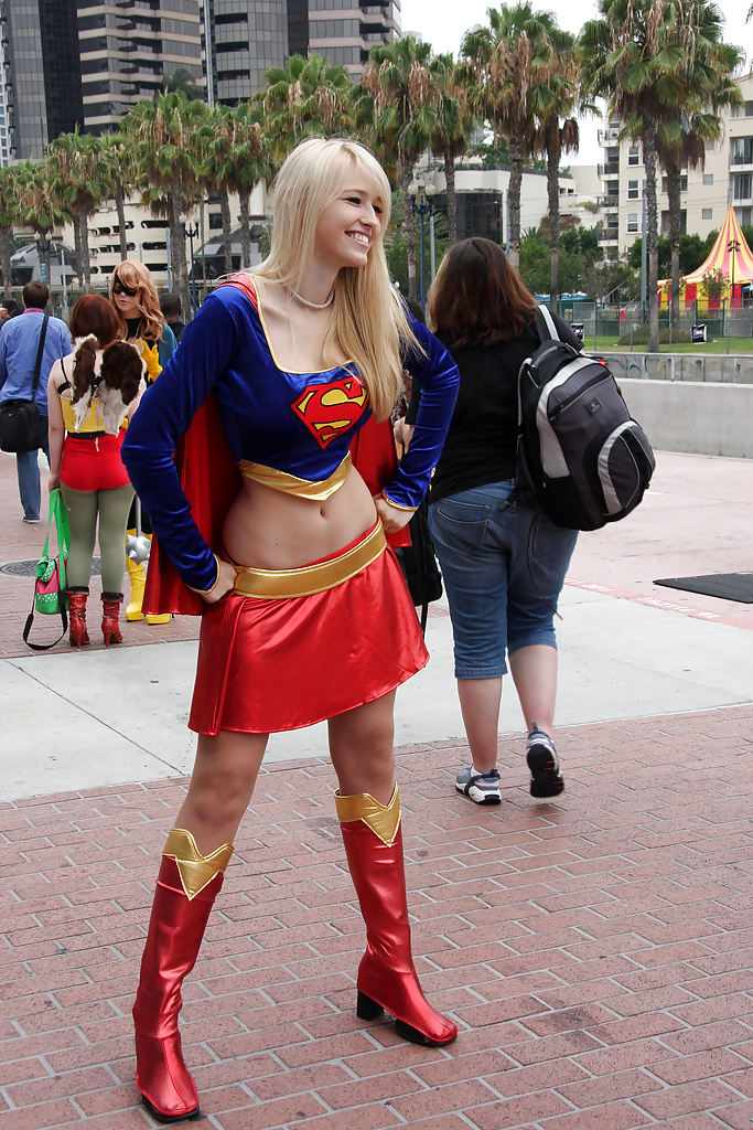 Supergirl potere ragazza cosplay
 #25603028