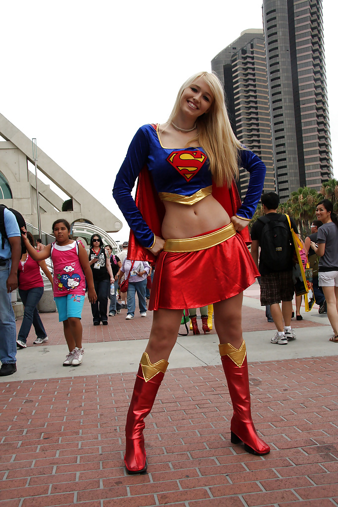 Supergirl potere ragazza cosplay
 #25603038