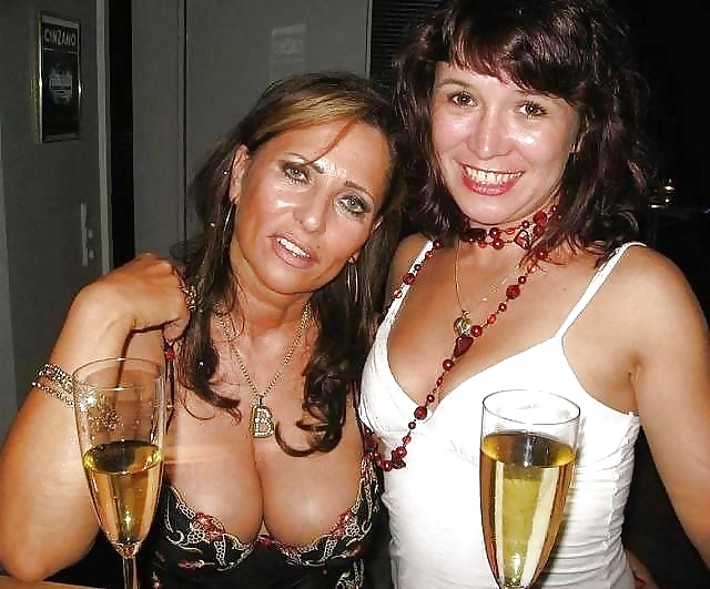 WIVES DRESSED FOR HUNTING BBC. #29190842