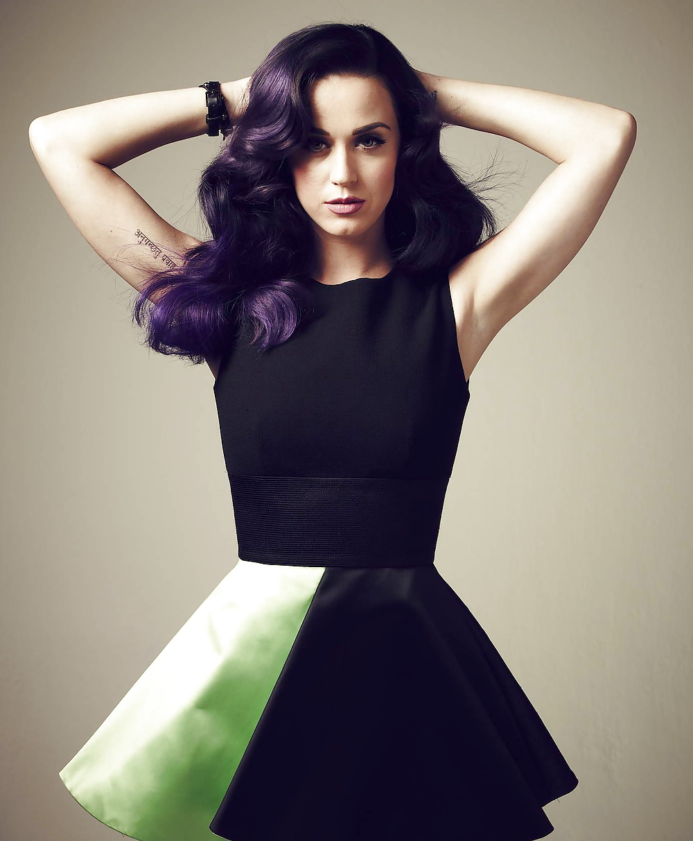 Katy Perry #40232200