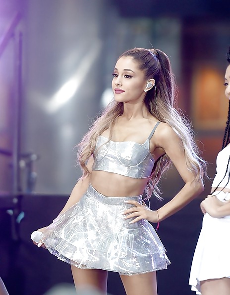 Ariana Grande Performs on the 'Today' Show #29200832