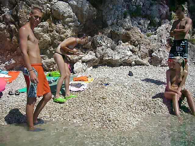 休日のティーンエイジャー
 #37513442