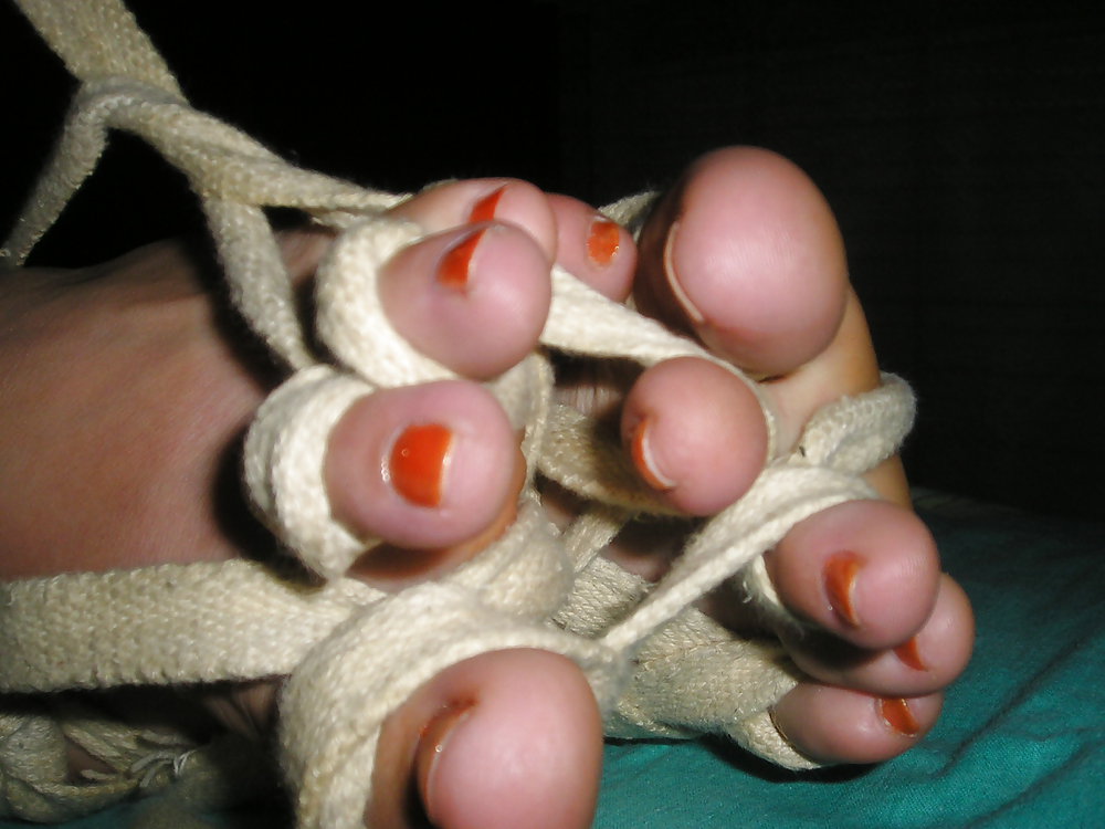 Bare feet,long toenails,toes,nails #23715673
