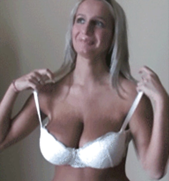 MILF Agrees To Take Off Her Bra For You #33405538