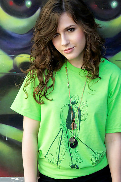 Erin sanders
 #37459779