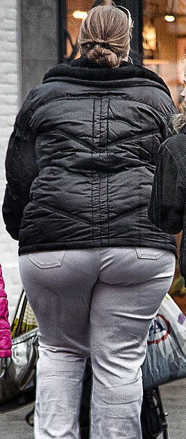 PUBLIC ASS #38034298