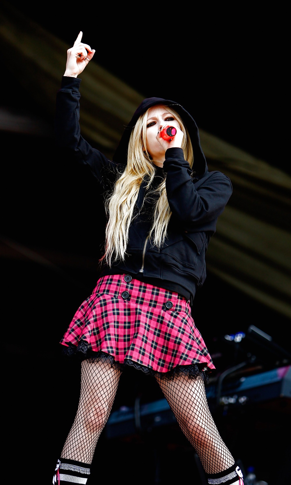 Avril Lavigne - Dirty Punk Princess #35569496